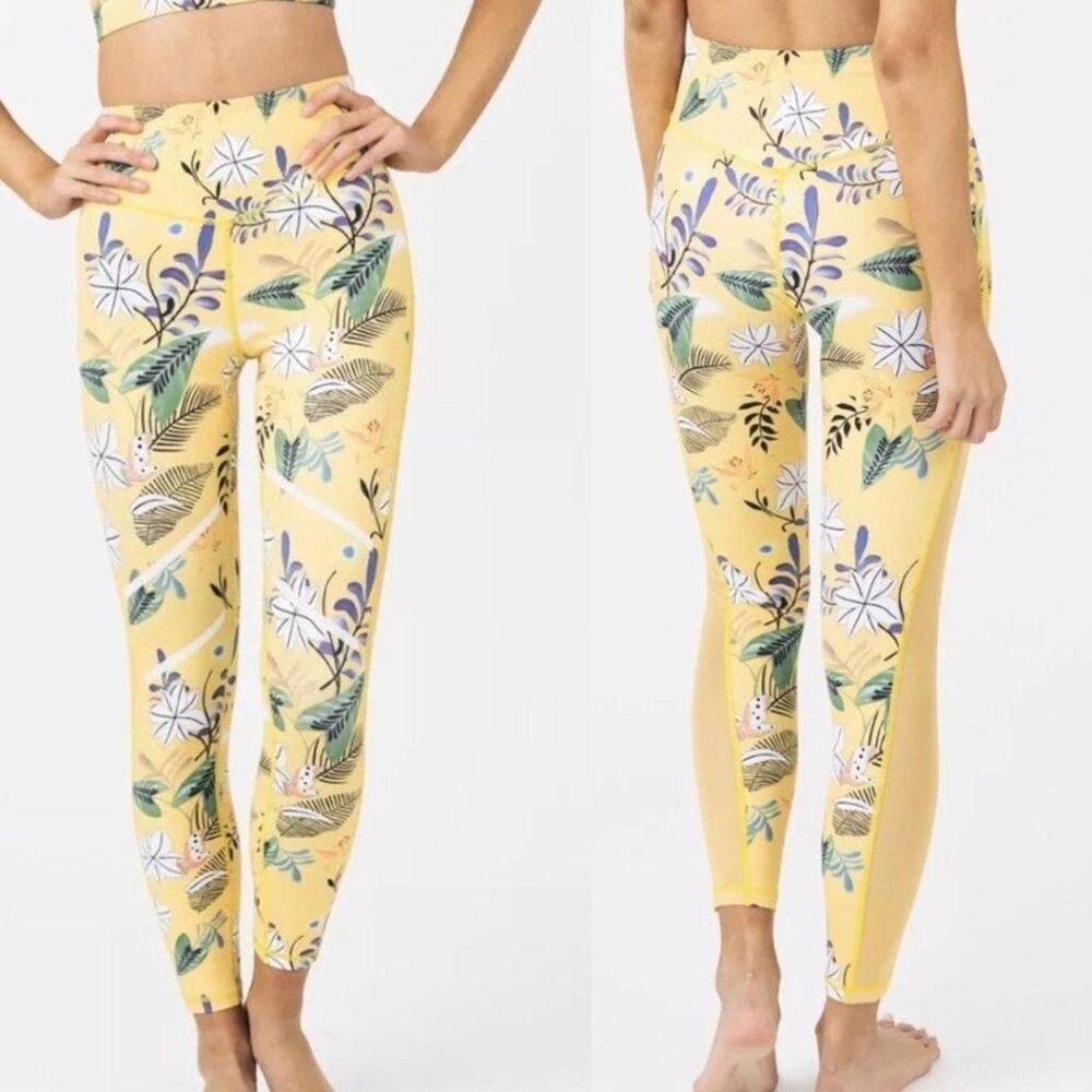 Zyia Active Yellow Floral Reflective Light n Tight 7/8 yoga Leggings Size 6-8